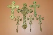 Christian Wall Cross Theme Entryway Decor Set Coat Hooks, Crosses Metal - Brendt