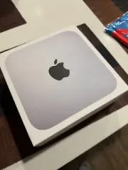 Mac Mini with Apple M1 Chip 8C CPU/8C GPU/8GB/512GB HD EMPTY BOX ONLY