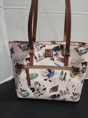 Disney Parks 2022 Dooney & Bourke Epcot Food & Wine Festival Mickey Tote Bag NW2