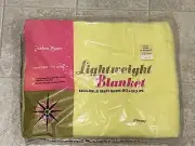 Vtg PENNEYS Lightweight Double BED Blanket 80x90 FASHION MANOR Yellow New