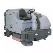 Nilfisk SCRUBBER/DRYER SC8000 1600 Diesel Ride on