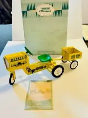 Hallmark Kiddie Car Classics 1961 MURRAY TRACTOR WITH TRAILER w/ Box