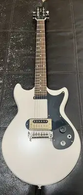 Epiphone Joan Jett Olympic Special Classic White Guitar & Gig Bag. Brand New.