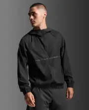 Aero Hex Windbreaker, 2XU, XS, Black/Black Reflective, Male