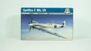 Italeri 1:72 Model Plane Kit Spitfire F.MK. VII w/ Extras Item 1318 NEW B638