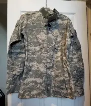 USGI ARMY COMBAT UNIFORM COLD WEATHER COAT JACKET – ACU – SIZE MED SHORT - M65