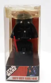 Star Wars Darth Vader Bobble Head Wacky Wobbler FUNKO Series 1 Collectible 2007