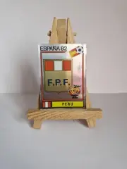 PANINI ESPANA 82 WORLD CUP STICKER #72 PERU FOIL BADGE ORIGINAL BACK
