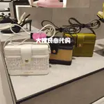 新款單肩斜挎精品女包香風漸變色小方盒子包側背包新加坡小CK包包專櫃代購小方包復古絎縫設計肩背斜挎包編織包