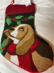 CHRISTMAS STOCKING NEEDLEPOINT BEAGLE DOG BLACK RED BROWN ACRYLIC POLYESTER NWT