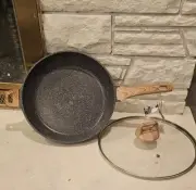 NEW Natural Elements Woodstone Non-stick 12.5" Chicken Fyer/Saute Pan Black, Lid