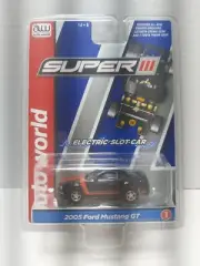 Auto World Super III 2005 Ford Mustang GT HO Scale Slot Car New