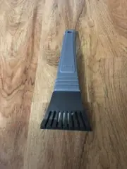 Hopkins Mfg. Sub-Zero 10" Bear Claw Ice Scraper