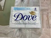 VINTAGE 8-PACK DOVE SENSITIVE SKIN BAR SOAP 4.75 OZ BARS 2001 SEALED NOS