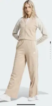 NWT Adidas teamsport tracksui, beige color, set, size small, original $100
