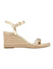 [Nine West] Tammie Wedge Sandal in Gold