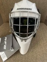 Warrior R/F2 E Sr White S/M Certified Helmet, Padded Mask Bag Included
