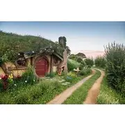 Save! Hobbiton Movie Set Small Group - Guided Tour from Auckland