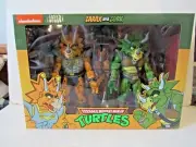 NECA Teenage Mutant Ninja Turtles TMNT ZARAX and ZORK Triceraton Target Figures