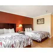 Red Roof Inn & Suites Monterey