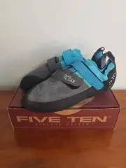 NIB Five Ten Rogue VCS Men's 14 Rock Climbing Shoes Neon Blue Charcoal