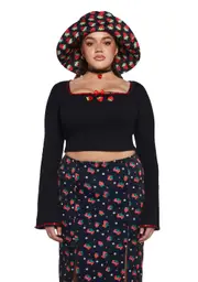 [Dolls Kill X Strawberry Shortcake] Plus Friendship Blooms Long Sleeve Top