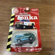 Tonka Maisto 1999 Die Cast Metal Ocean Gear Van Dinged Bubble