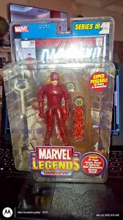 2002 DAREDEVIL MARVEL LEGENDS UNOPENED ACTION FIGURE