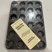 NEW The Pampered Chef Mini Muffin Pan, 24 Hole Mini Muffin Tart Brownie Cakes