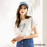 在飛比找momo購物網優惠-【GINKOO 俊克】繁花愛心插畫短袖上衣