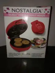 New Nostalgia MyMini Valentines Day Orbital Red Donut Maker