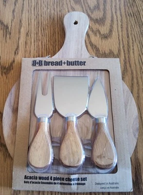 New Cutting Board From Bread+ Butter Acacia Wood 4 Piece Cheese Set 10" X 7"