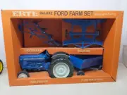 1/12 Ertl Farm Toy Ford 4000 Tractor Farm Set