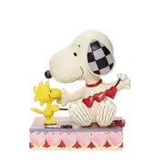 Peanuts by Jim Shore Snoopy with Stringing Hearts Garland