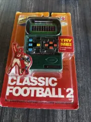 Mattel Classic Football 2 Handheld Electronic Video Game 2002/NEW
