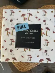 Cynthia Rowley, Full Size Sheets, Mushrooms, Gold/Tan/ Mauve, New