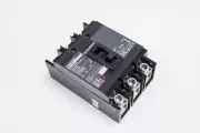 SCHNEIDER ELECTRIC 240-Volt 175-Amp QGL32175 Molded Case Circuit Breaker 600V 50