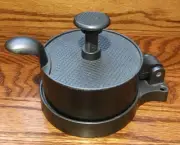 BURGER PRESS NON STICK HEAVY DUTY HAMBURGER PATTY PRESS MINT! B