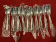 Oneida Damask Rose 18/8 Stainless Steel Teaspoon (Set of Ten)