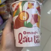 VIETNAMESE NOODLES OMACHI CUP NOODLES LOBSTER CHEESE HOTPOT FLAVOR HAND HELD