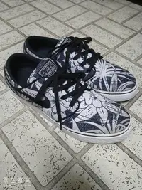 在飛比找Yahoo!奇摩拍賣優惠-NIKE Stefan Janoski 滿版花滑板鞋