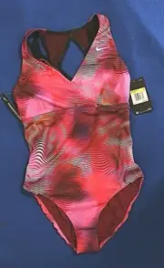 Nike One Piece Size S/3,4 retail $104