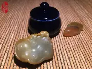 Hetian Jade Lotus Seed Pod Frogs Yellow-Grey-White Nephrite Jade