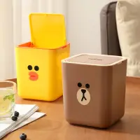 在飛比找momo購物網優惠-【LINE FRIENDS】熊大莎莉造型彈蓋桌面垃圾桶2.5