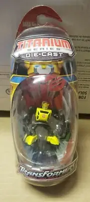 Transformers Titanium Series Bumblebee Micro Machines Die Cast Toy Hasbro New