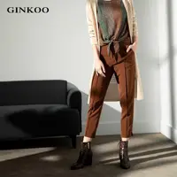 在飛比找momo購物網優惠-【GINKOO 俊克】裝飾直線鉛筆褲
