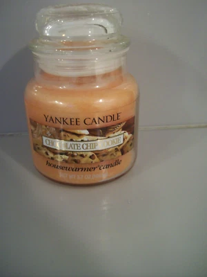 Yankee Candle CHOCOLATE CHIP COOKIE 3.7 Oz Small Housewarmer Jar