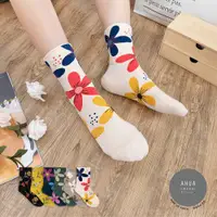 在飛比找蝦皮商城優惠-阿華有事嗎AHUA 韓國襪子 滿版秋冬花朵系列中筒襪 K09