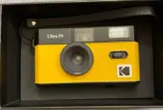 KODAK FILM CAMERA ULTRA F9 BLACK×YELLOW JAPAN FEDEX