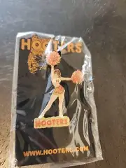 Hooters Collectible Pin